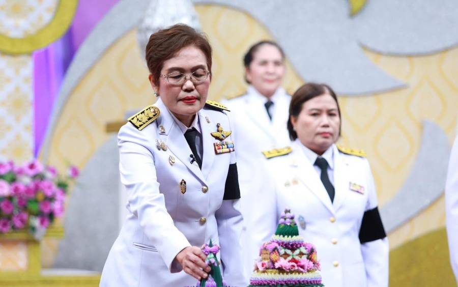 ผู้อำนวยการวิทยาลัยอาชีวศึกษาขอนแก่น พร้อมคณะผู้บริหาร คณะครู และบุคลากรทางการศึกษา เข้าร่วมบันทึกเทปถวายพระพรชัยมงคล