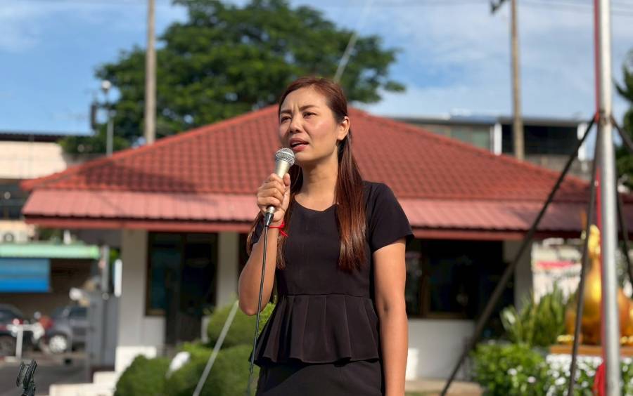 พบปะ พูดคุย พร้อมกล่าวให้โอวาทและแนะแนวทางการปฏิบัติตนที่เหมาะสมแก่นักเรียน นักศึกษา