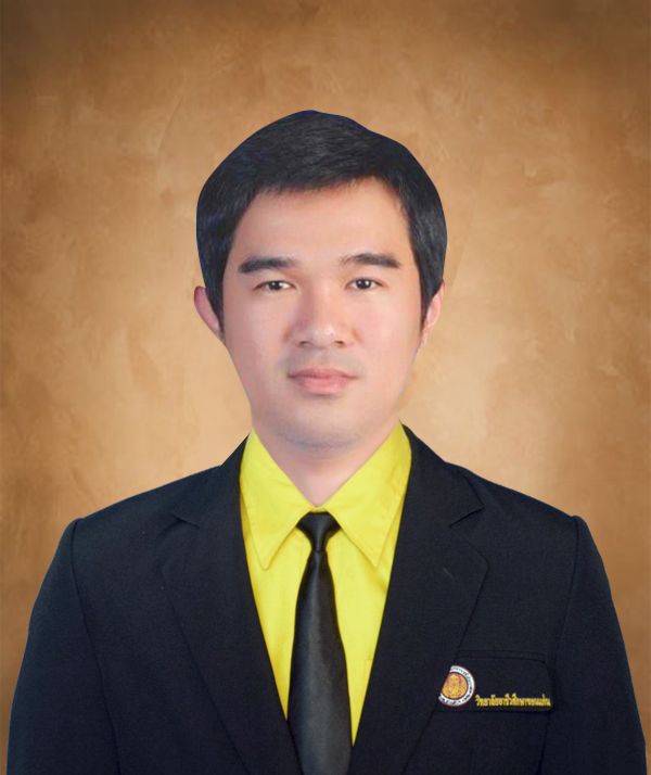 นายนราธิป เหลาแสง